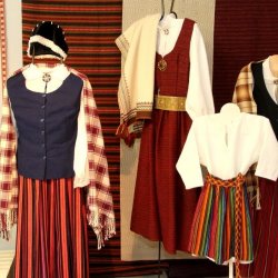 Studiju "Drellītis" un "Vīkale" izstāde
